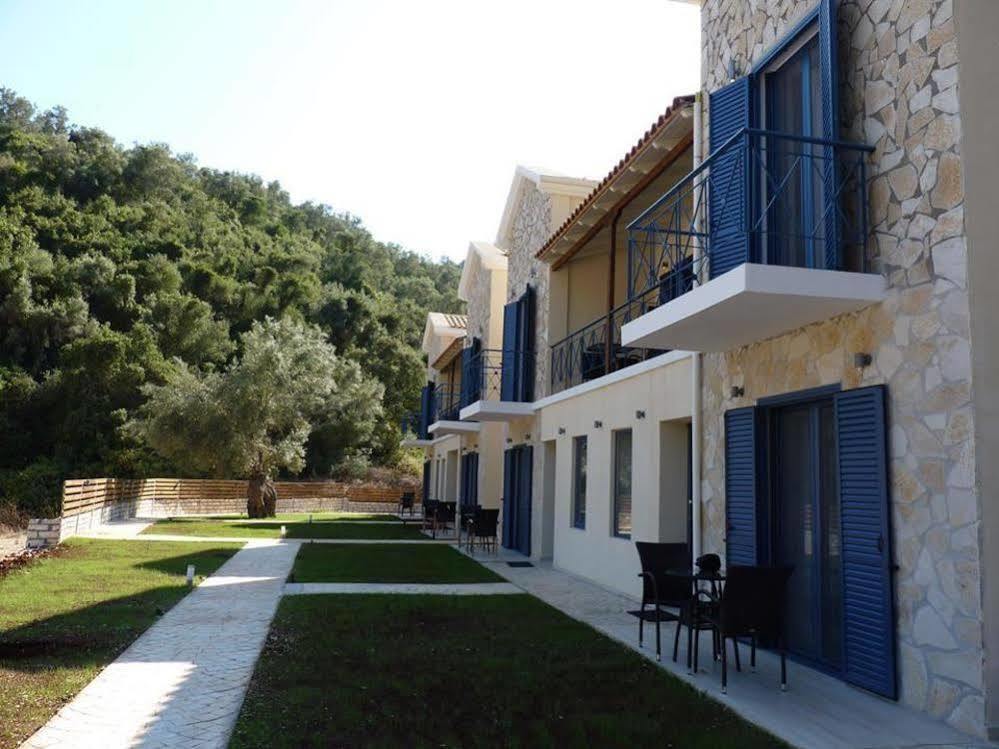 Ilianthos Apartments & Studios Mikros Gialos Extérieur photo