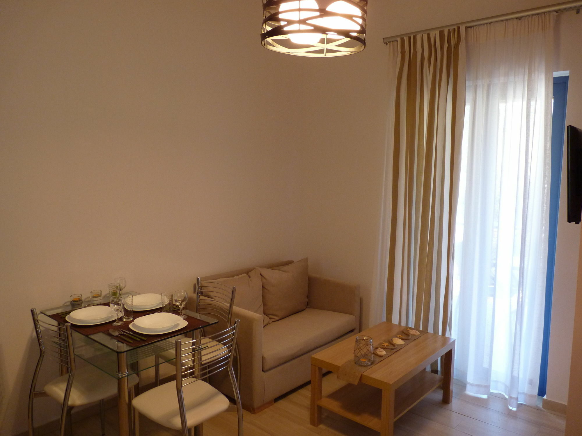 Ilianthos Apartments & Studios Mikros Gialos Extérieur photo