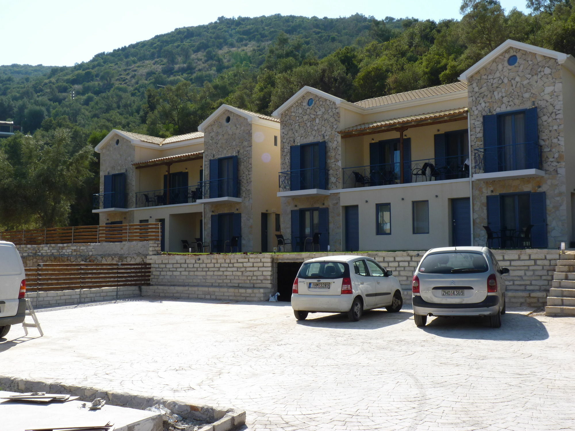 Ilianthos Apartments & Studios Mikros Gialos Extérieur photo