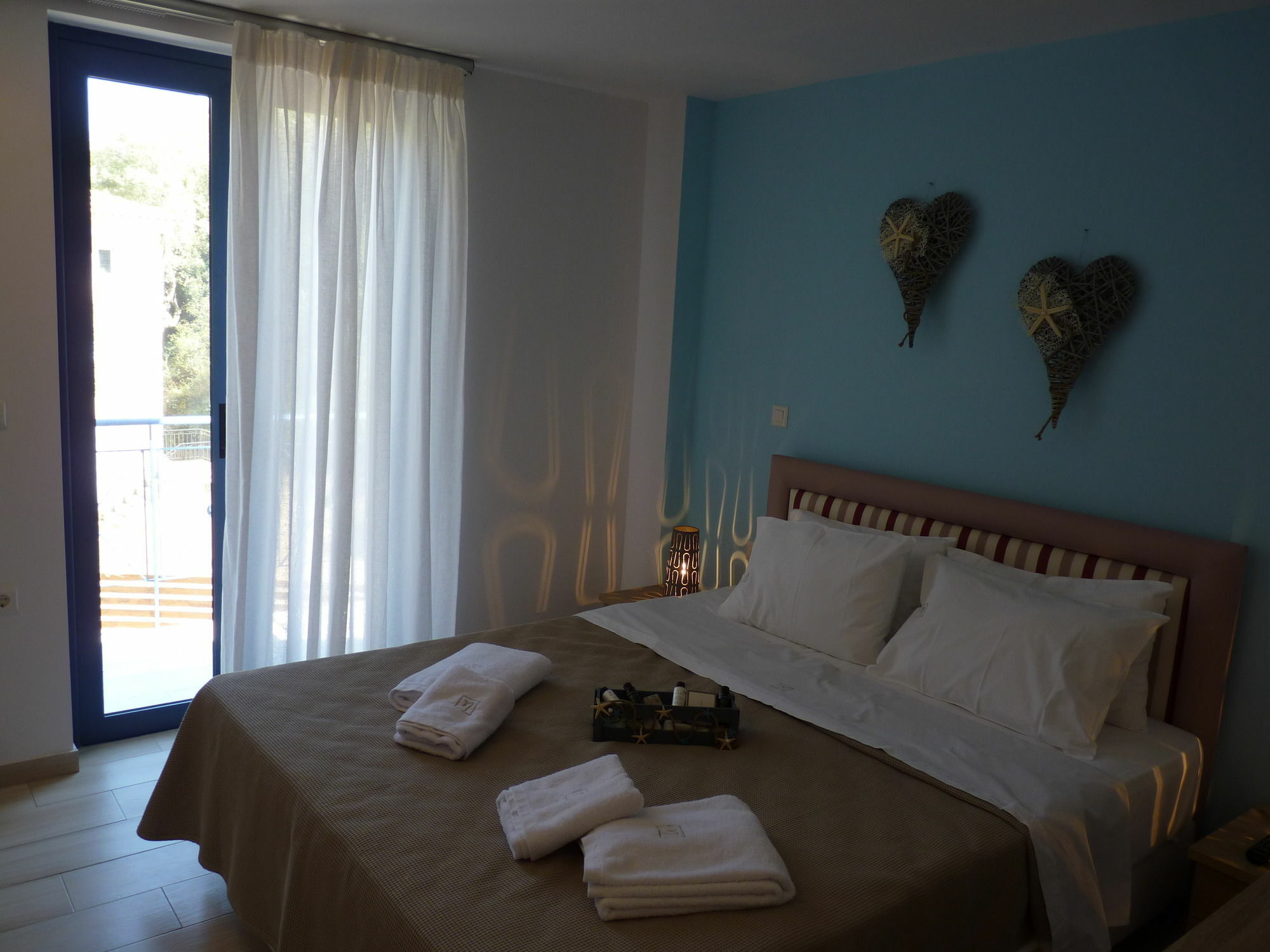 Ilianthos Apartments & Studios Mikros Gialos Extérieur photo
